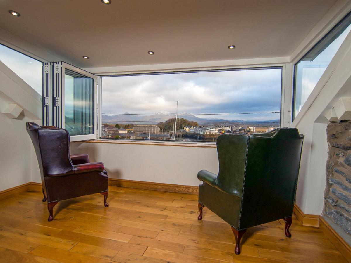 The Captain'S Penthouse Porthmadog Exterior photo